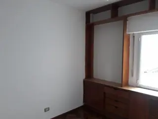 Alquiler Departamento 3 dormitorios z/Peatonal en Centro $35.850 finales. foto 3