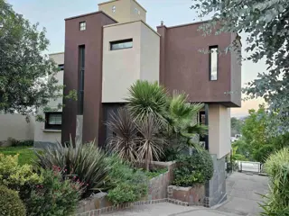 UNA CASA DE REVISTA  EN VENTA, EN VILLA CARLOSPAZ,VILLADELLAGO,MAGNÍFICA, TREMENDA VISTA. foto 1
