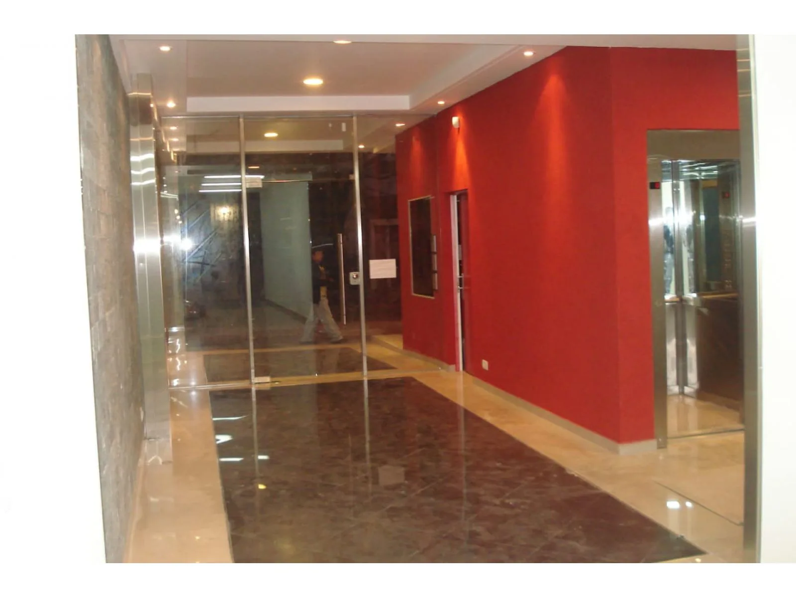 (CABALLITO NORTE DUPLEX 2 AMB), CON RENTA, /TERRAZA USO EXCLUSIVO/COCHERA SEMICUBIERTA, PARRILLA, JACUZZI, EXCELENTE . foto 2