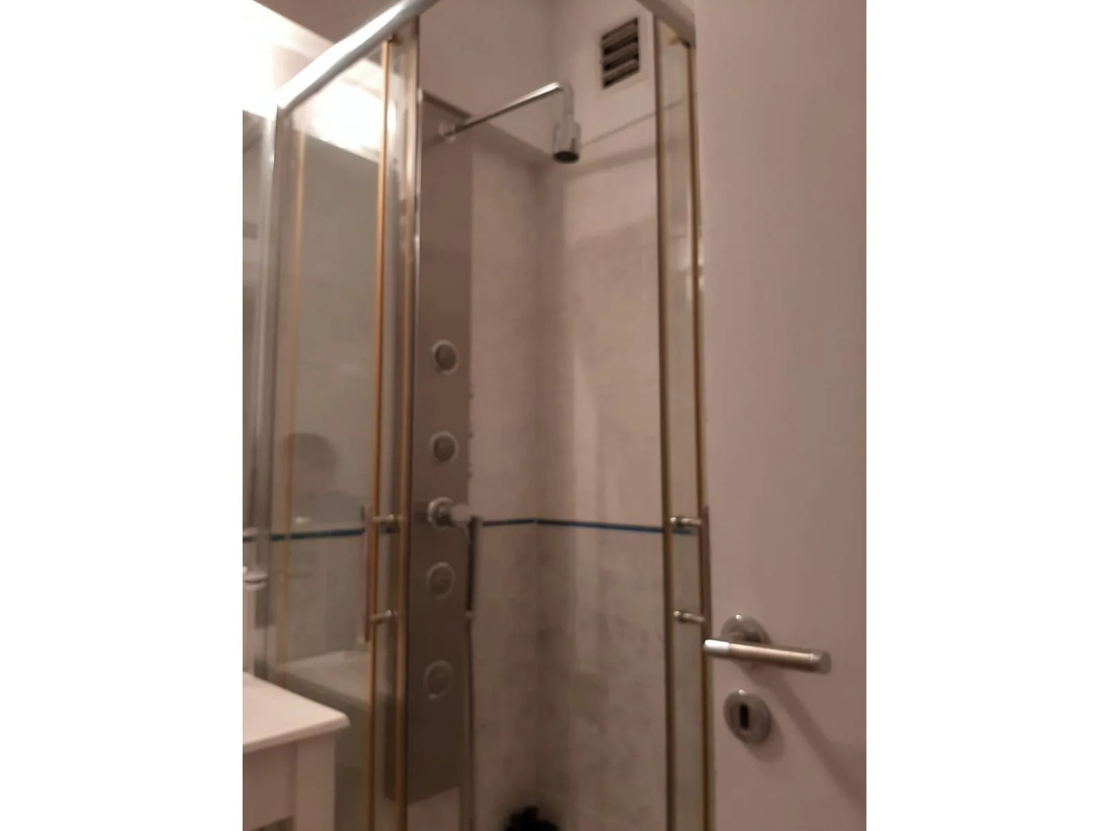 (CABALLITO NORTE DUPLEX 2 AMB), CON RENTA, /TERRAZA USO EXCLUSIVO/COCHERA SEMICUBIERTA, PARRILLA, JACUZZI, EXCELENTE . foto 4