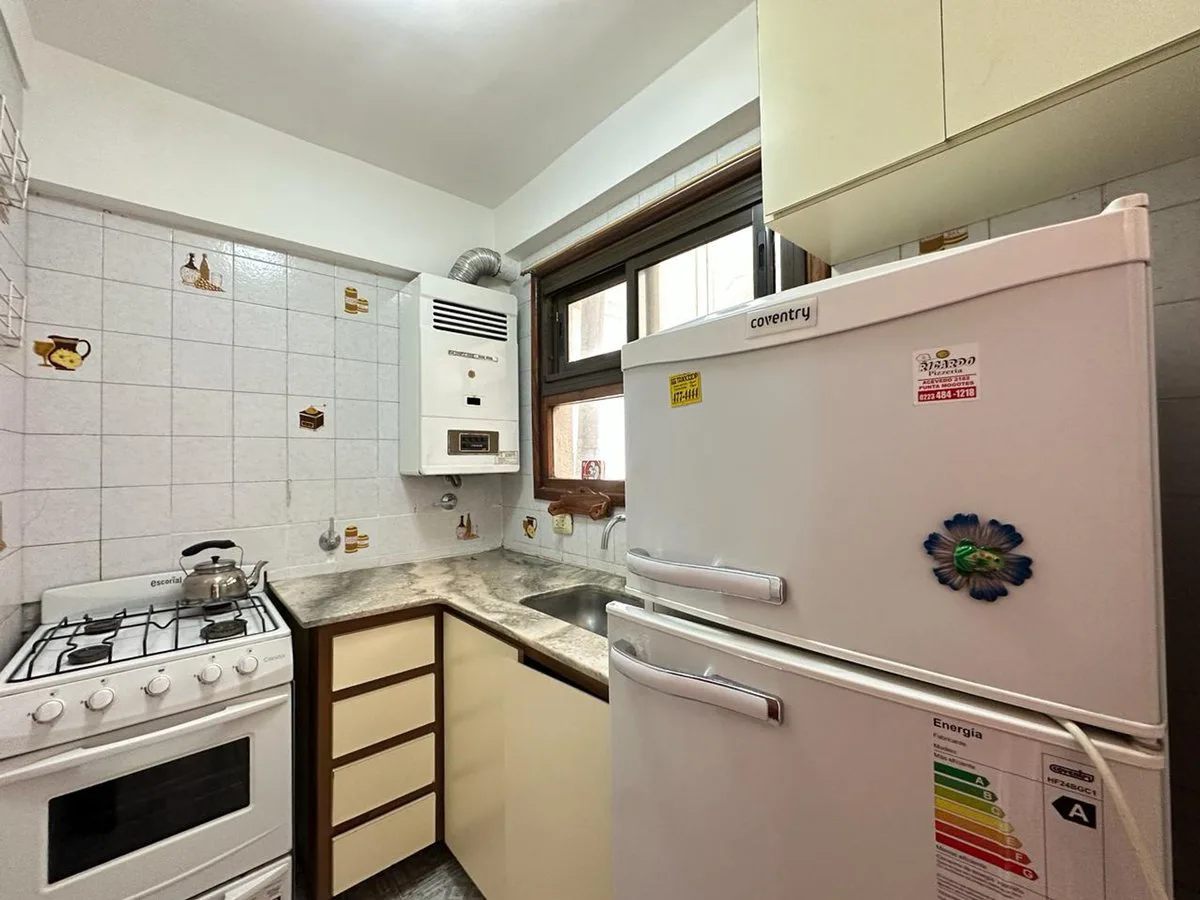 VENTA DEPARTAMENTO 2 AMB EN PRIMERA LINEA MAR foto 5