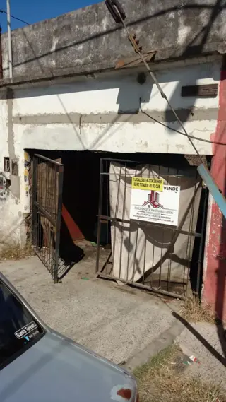 SE VENDEN 3 LOCALES EN BLOCK SOBRE AV. JUAN B. JUSTO (TIGRE). foto 1
