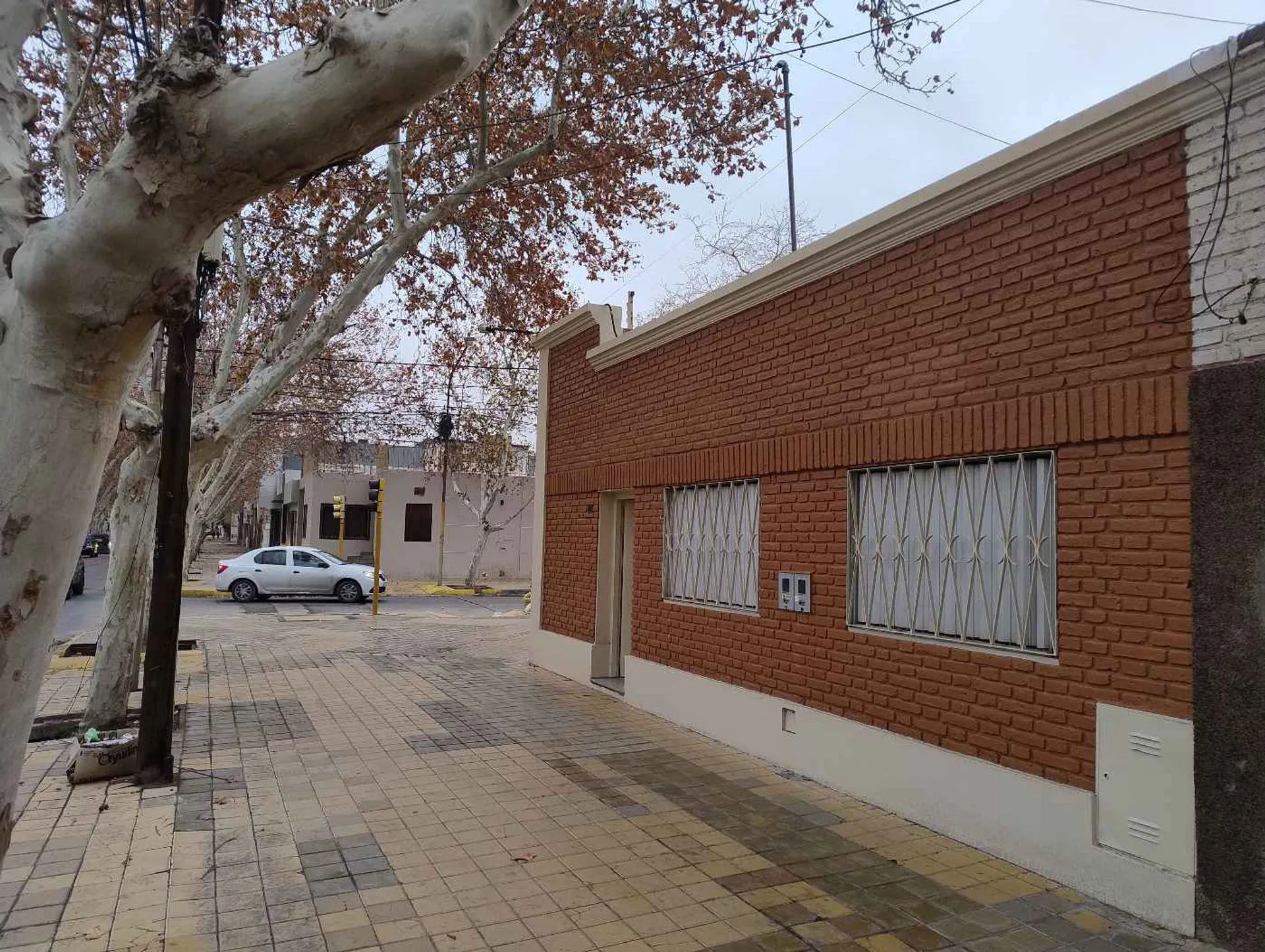 Departamento/Local comercial planta baja. Capital foto 2