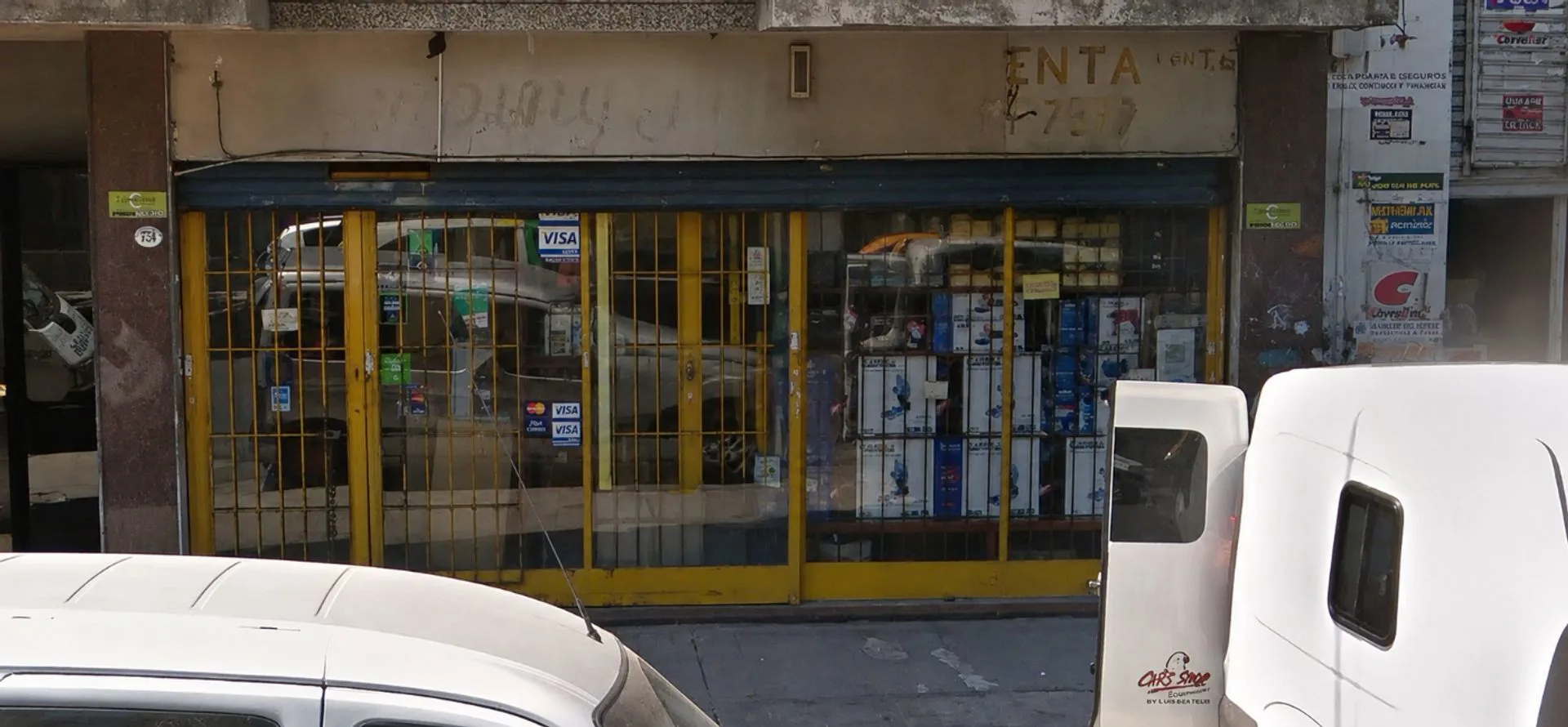 VENTA LOCAL COMERCIAL SOBRE AV. WARNES foto 2