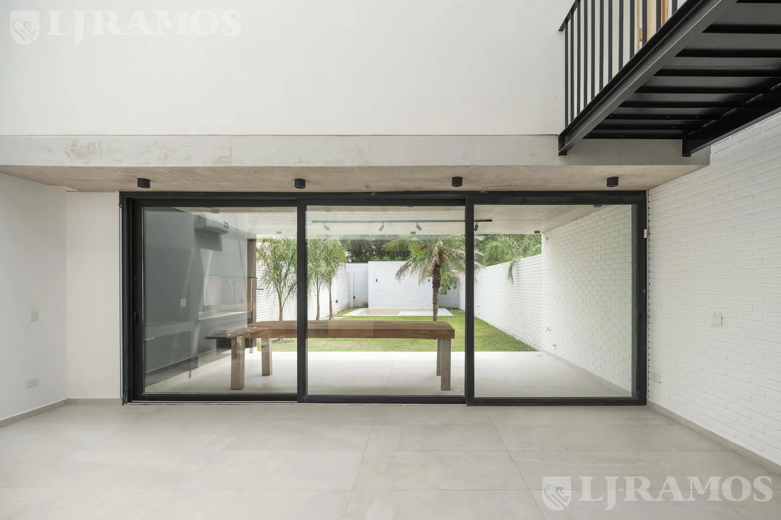 Casa triplex en venta en Béccar foto 2