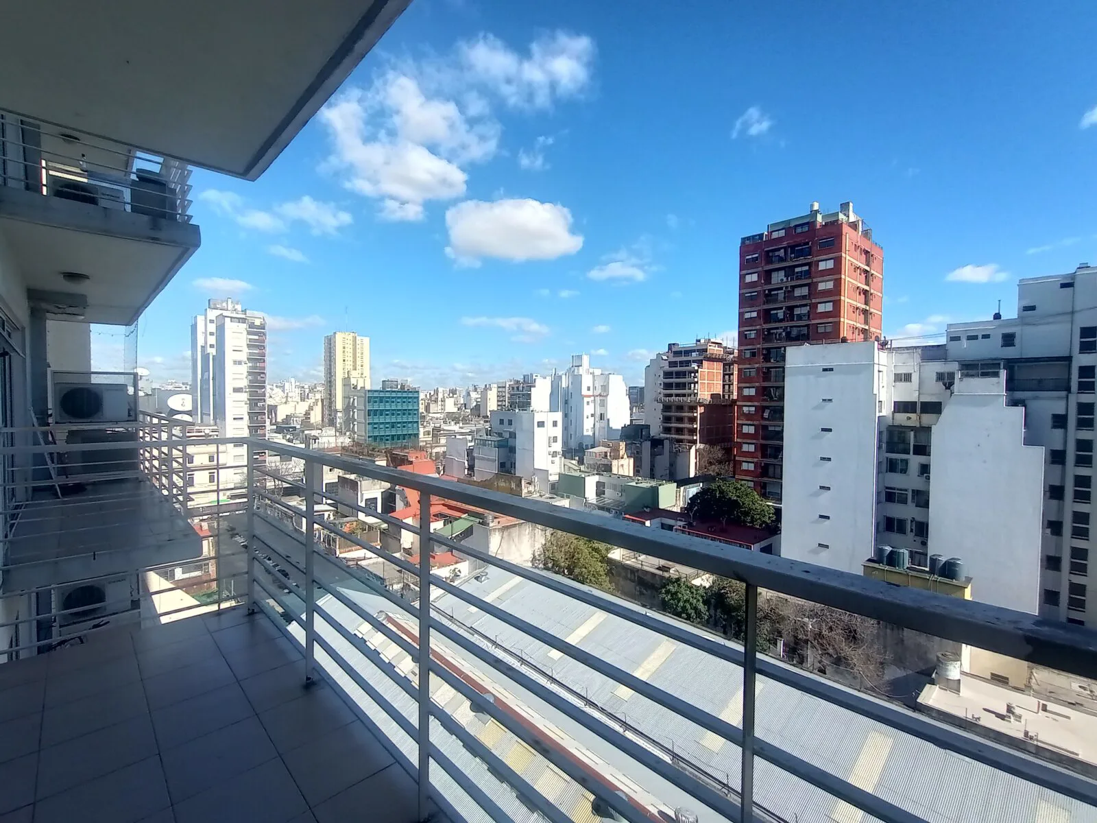 Monoambiente con Balcón en Venta Zona UADE foto 2