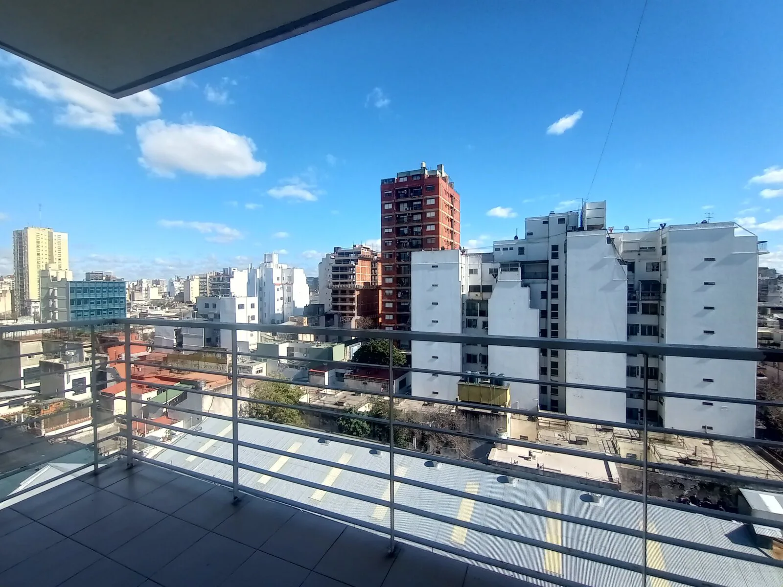 Monoambiente con Balcón en Venta Zona UADE foto 3