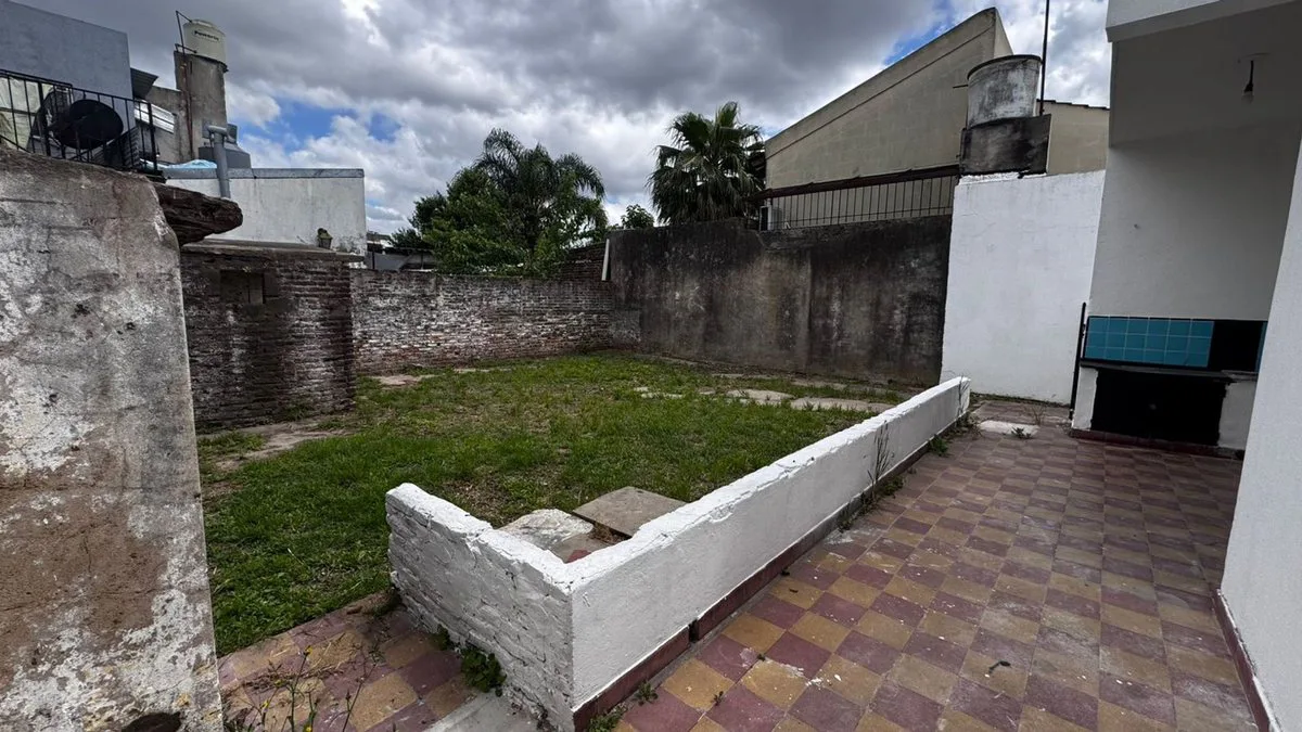 VENTA CASA  2 DORMITORIOS MERLO NORTE APTO CREDITO foto 3