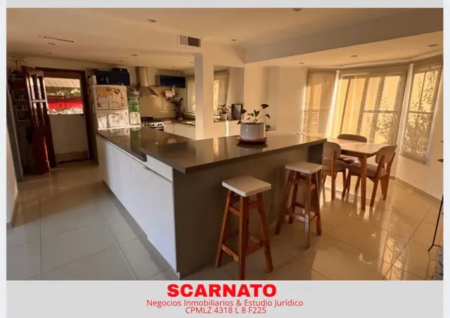 Venta de casa en Echeverria del lago - Canning