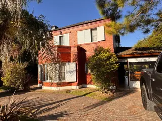 Venta de casa en Echeverria del lago - Canning foto 4