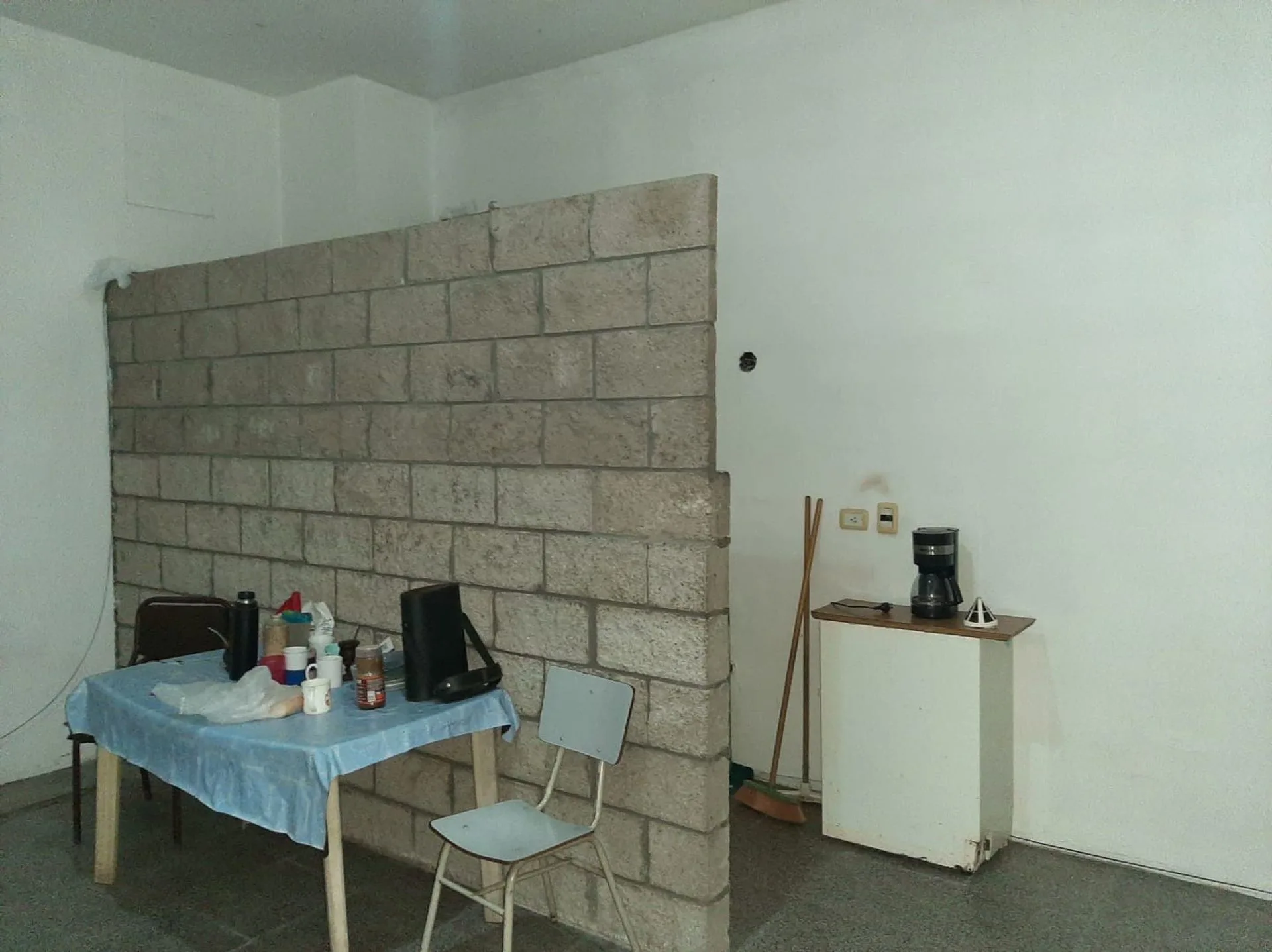 Alquiler Local 70m2 Loma Verde foto 3