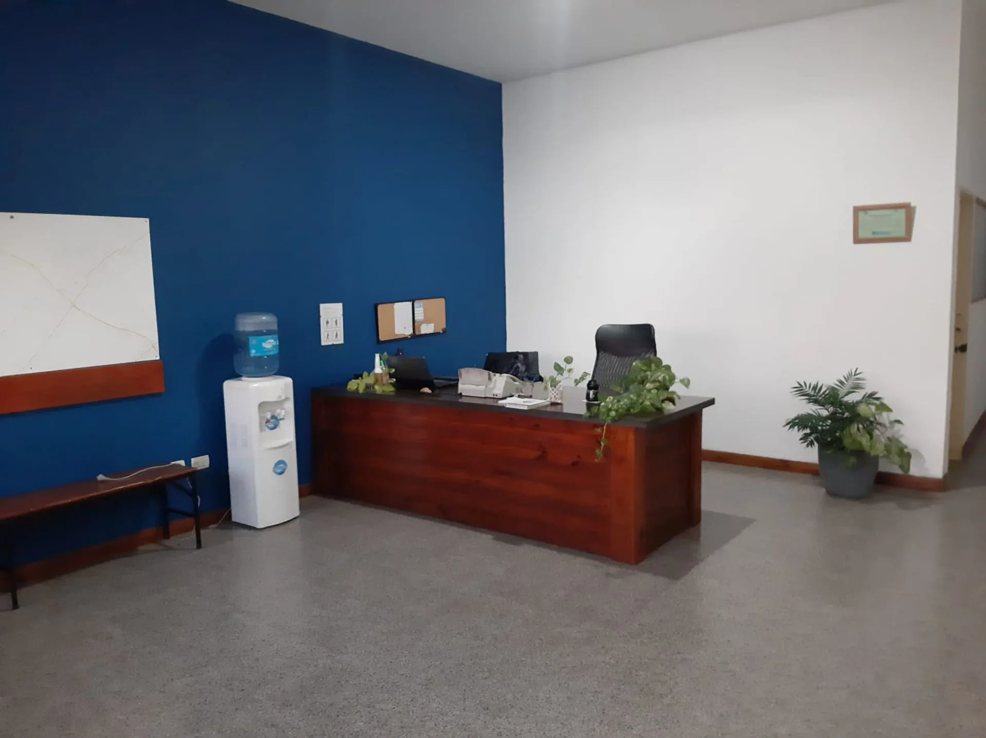 Alquiler Local 70m2 Loma Verde foto 5