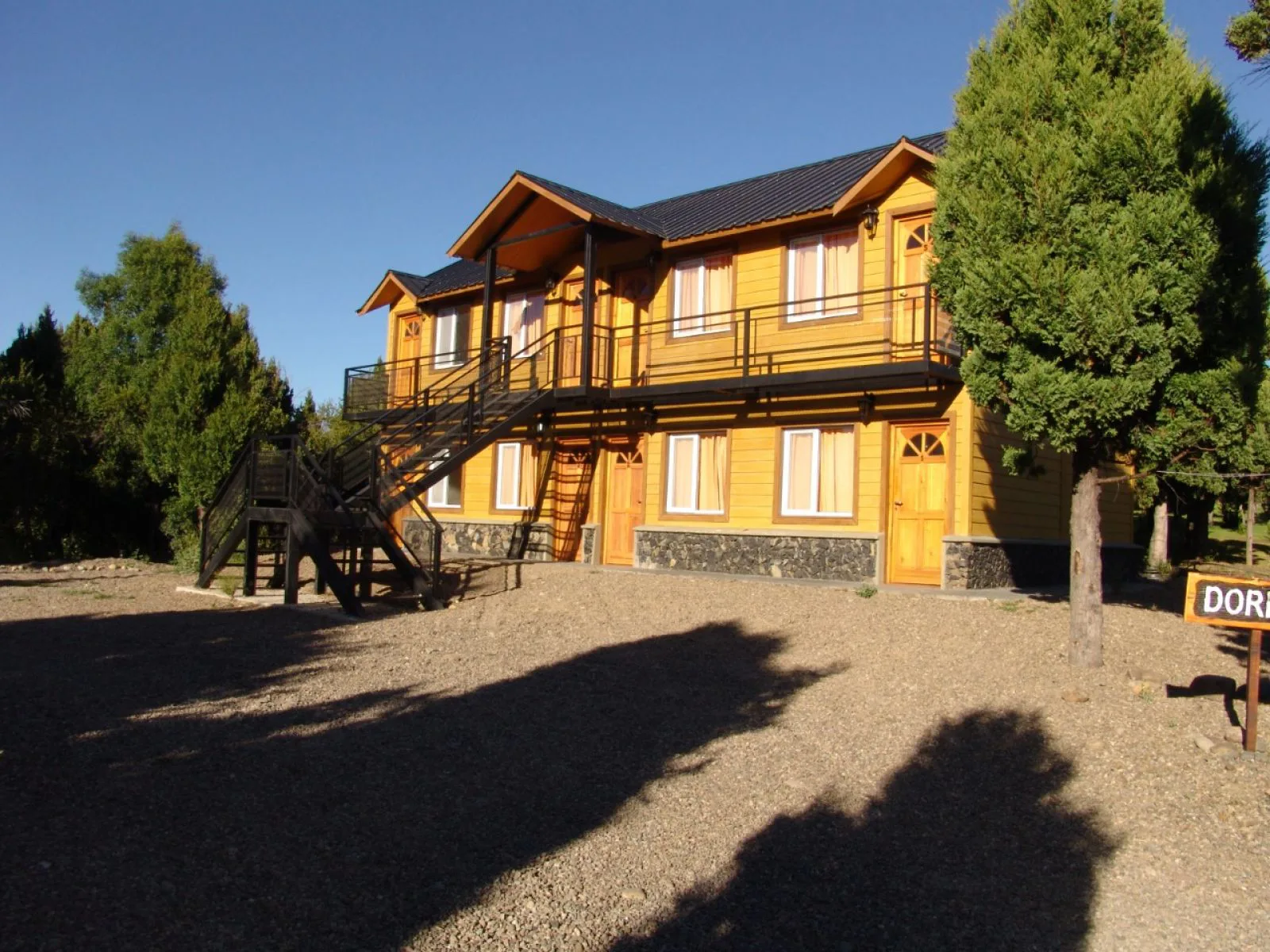 IMPORTANTE COMPLEJO EN LA LOCALIDAD DE TREVELIN -CHUBUT foto 5