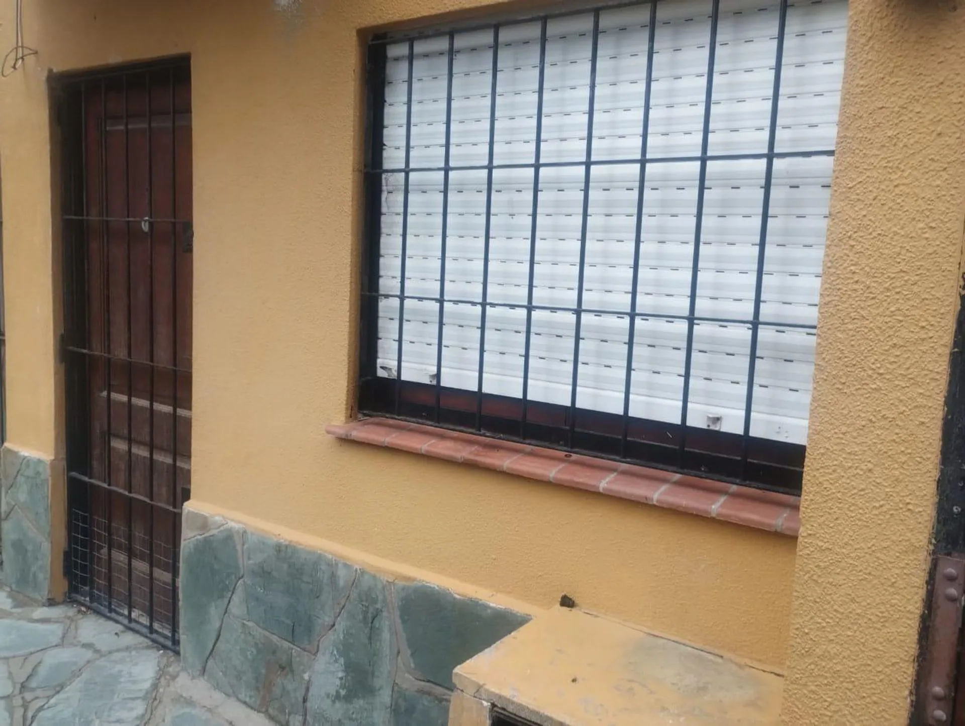 DEPARTAMENTO VENTA 2AMB VILLA GESELL CON JARDIN foto 2