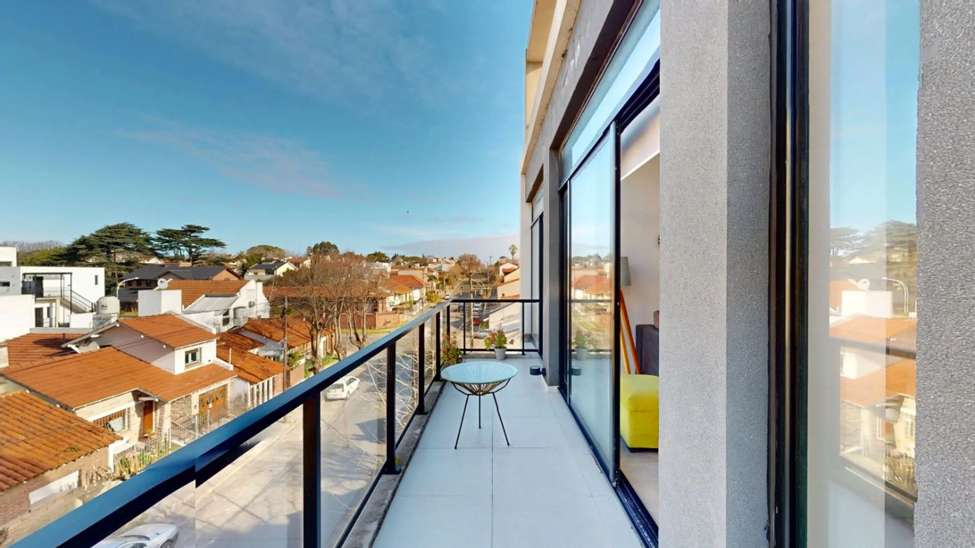 VENTA CHAUVIN 4AMB AL FRENTE CON TERRAZA Y COCHERA foto 4