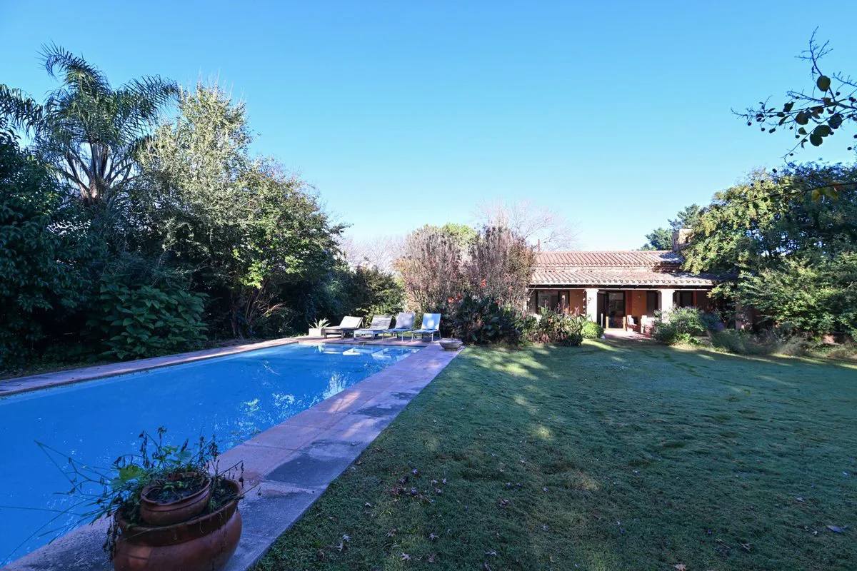 CASA EN VENTA EN BARRIO CERRADO LA CHELTONIA foto 5