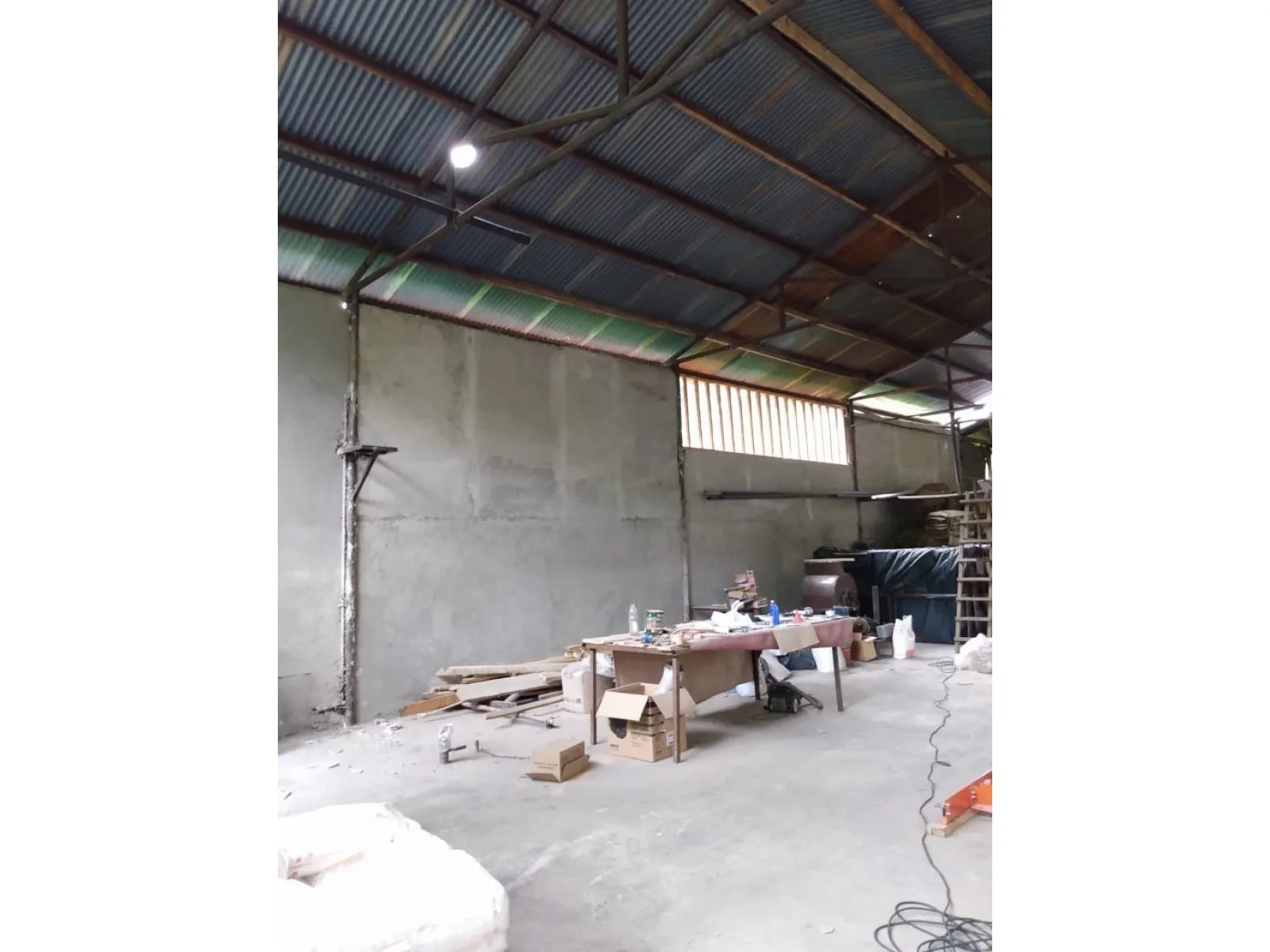 (004) LAGO PUELO (Radal, Parque Industrial) Casa más Depòsito de uso industrial foto 4