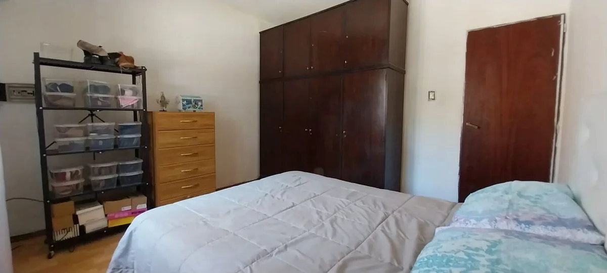 Casa 2 dormitorios en venta Villa Elvira, cochera. foto 2