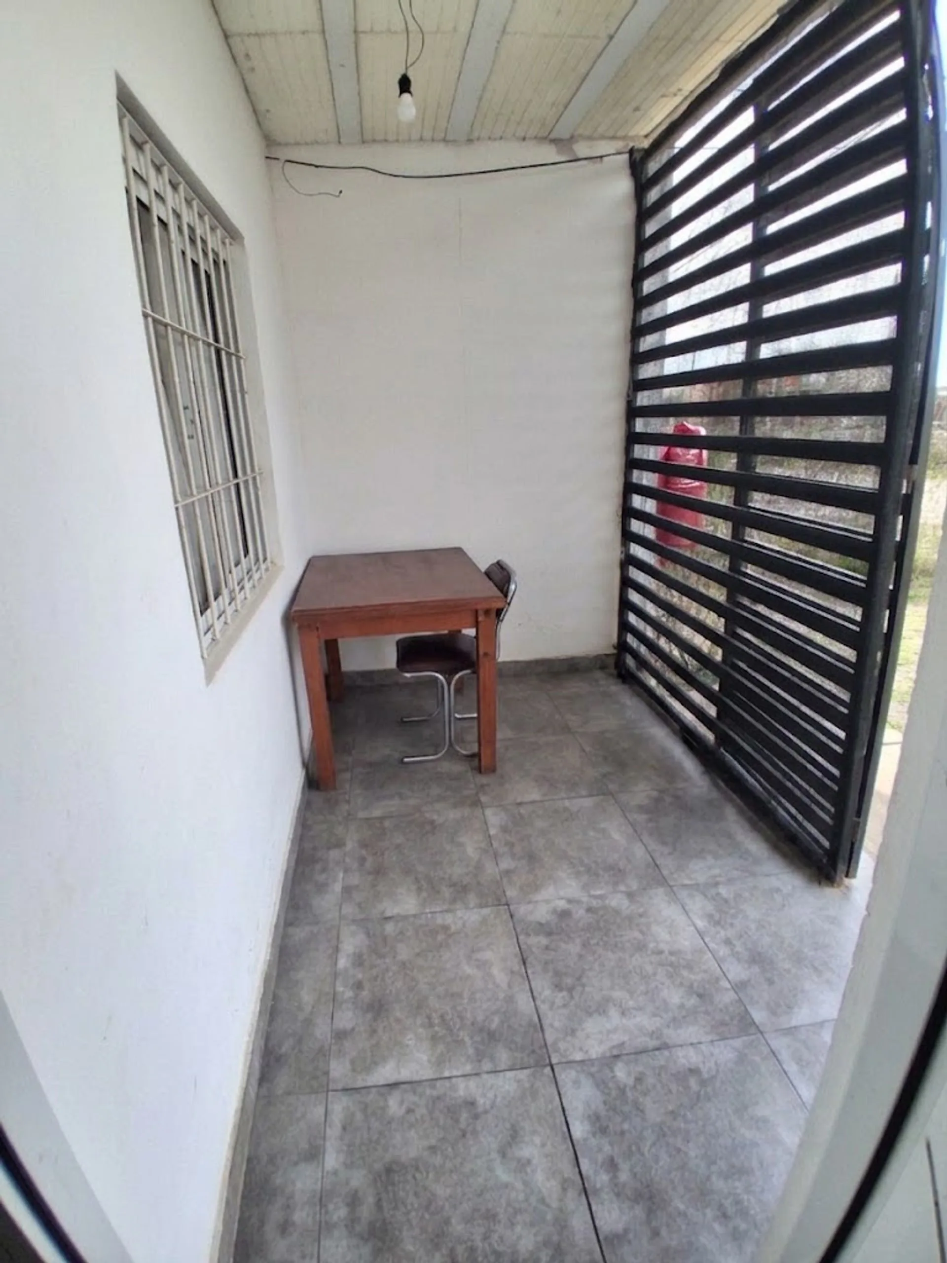 Casa 1 dormitorio en esquina + terreno, San Benito foto 4