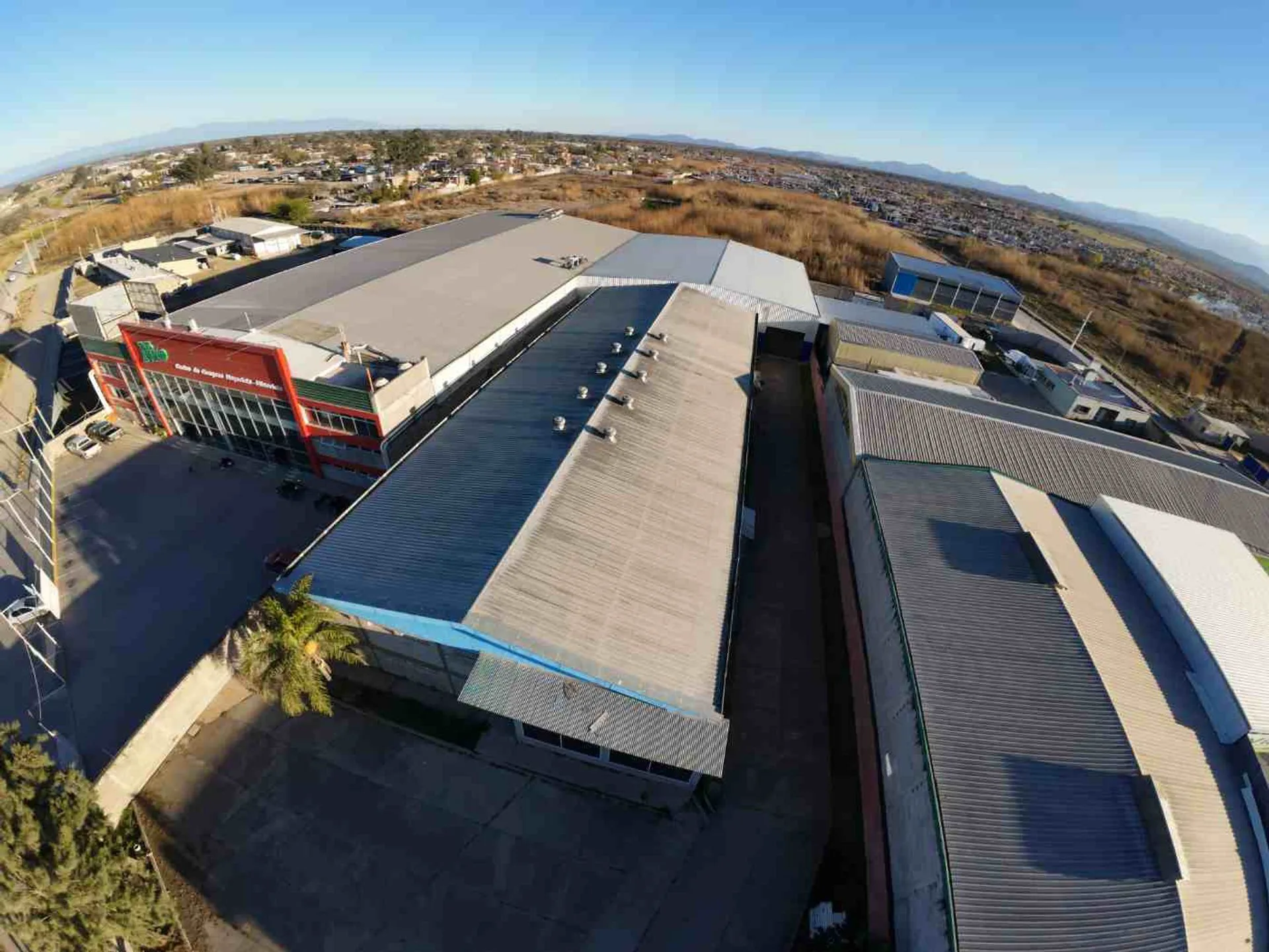 ALQUILER COMERCIAL GALPON 3.000 M² CUB. RUTA 66 foto 5