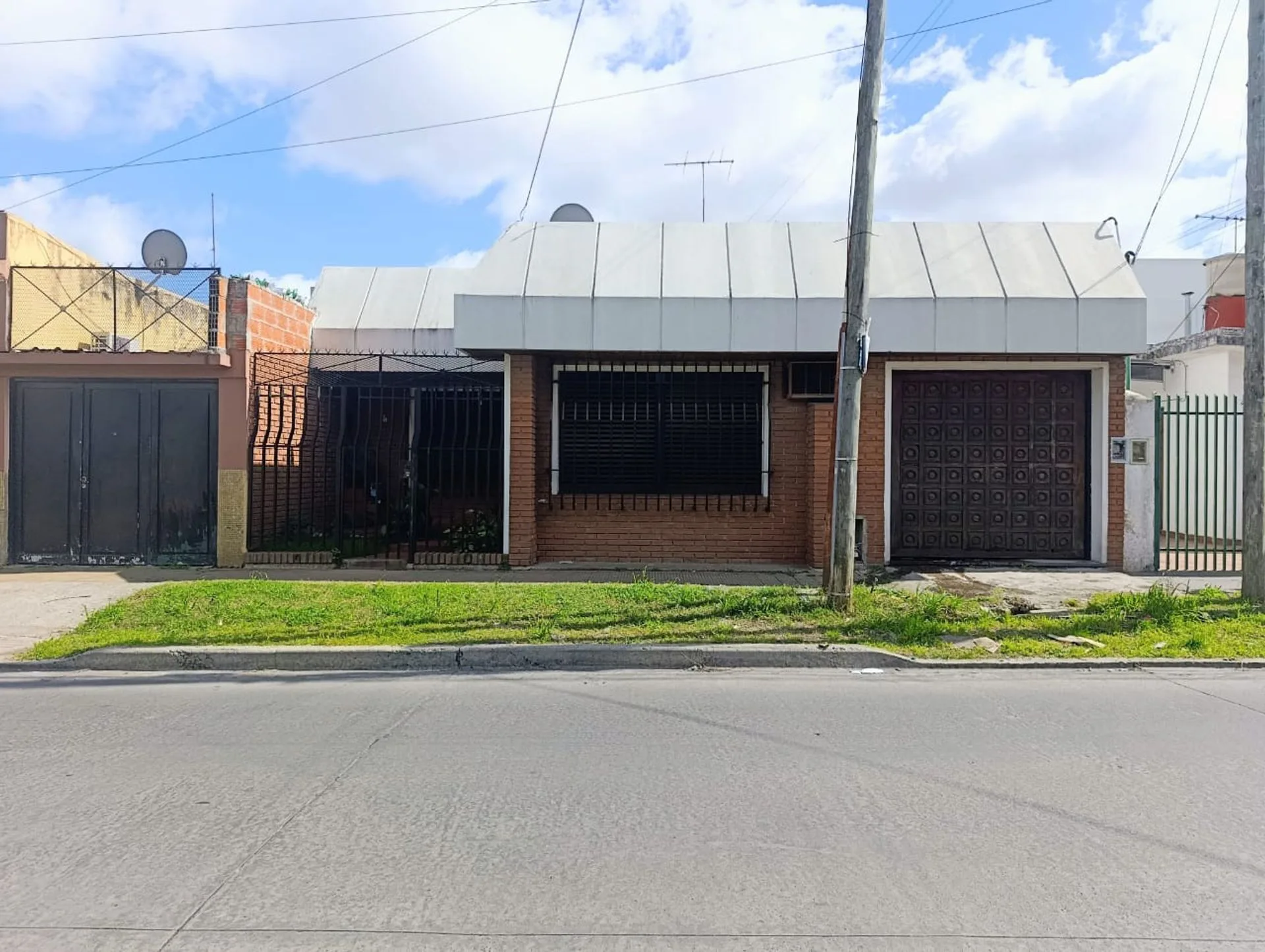 OPORTUNIDAD VENTA CASA 4 AMBIENTES LA TABLADA COCH foto 2
