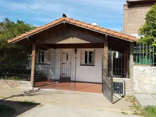 HERMOSO CHALET EN BELLA VISTA foto 1