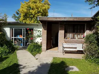 HERMOSO CHALET EN BELLA VISTA foto 3