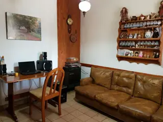 HERMOSO CHALET EN BELLA VISTA foto 4