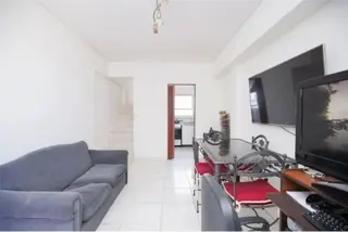 Departamento de 2 ambientes en Floresta. foto 2