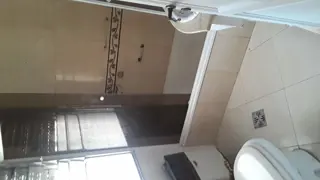 Excelente casa, estilo Mil Casitas, en 2 plantas, con salida a 2 calles. (Ibarrola y Pasaje La Huerta) Impecable estado. foto 3
