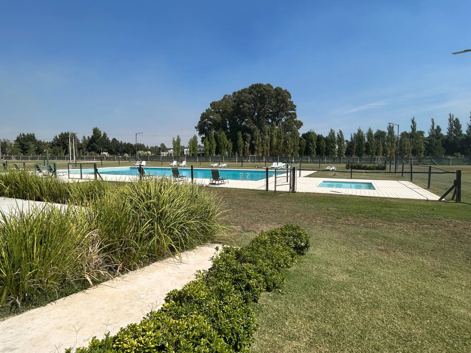 LOTE EN VENTA SAN VICENTE FINCAS JOVEN OPORTUNIDAD foto 3