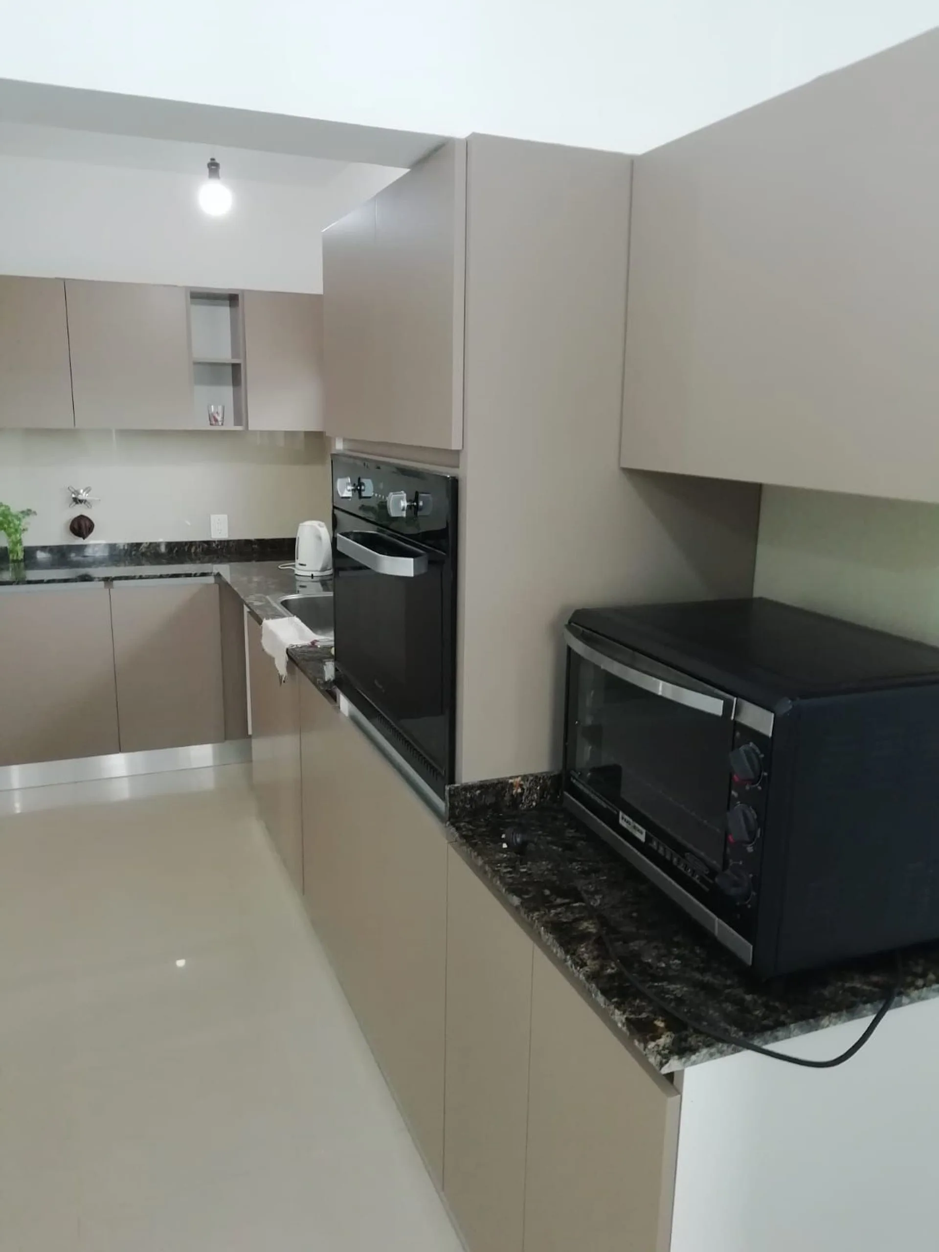VENTA DE CASA DE NIVEL ZONA RESIDENCIAL EXCLUSIVA foto 5