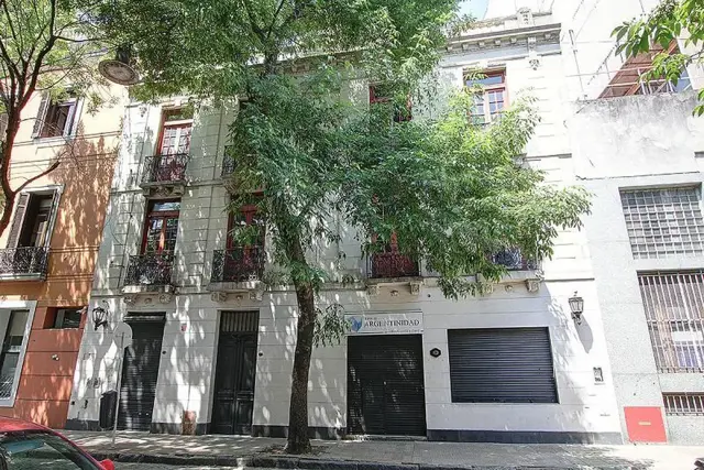 Balcarce 714
