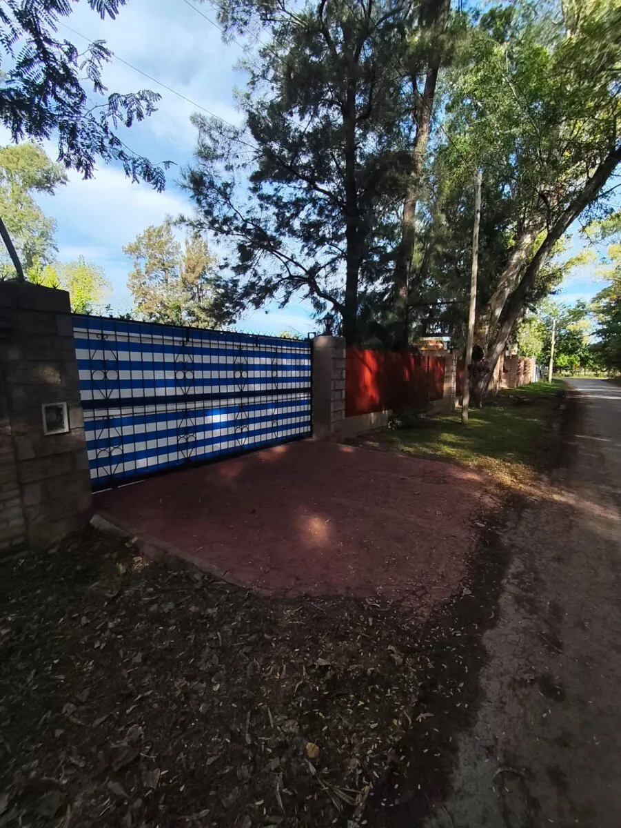 Casa en venta en cañuelas barrio santa rosa foto 5
