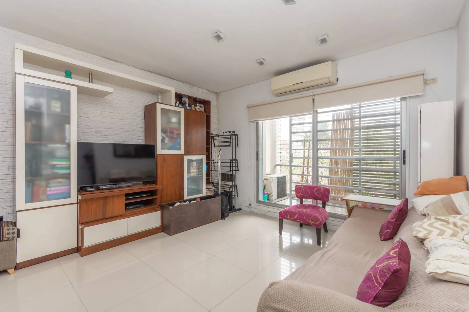 Venta Departamento 3 amb y Terraza - V. del Parque foto 2