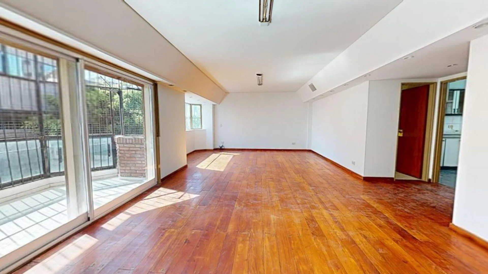 Venta Departamento 4 Ambientes Flores Cochera Balc foto 5