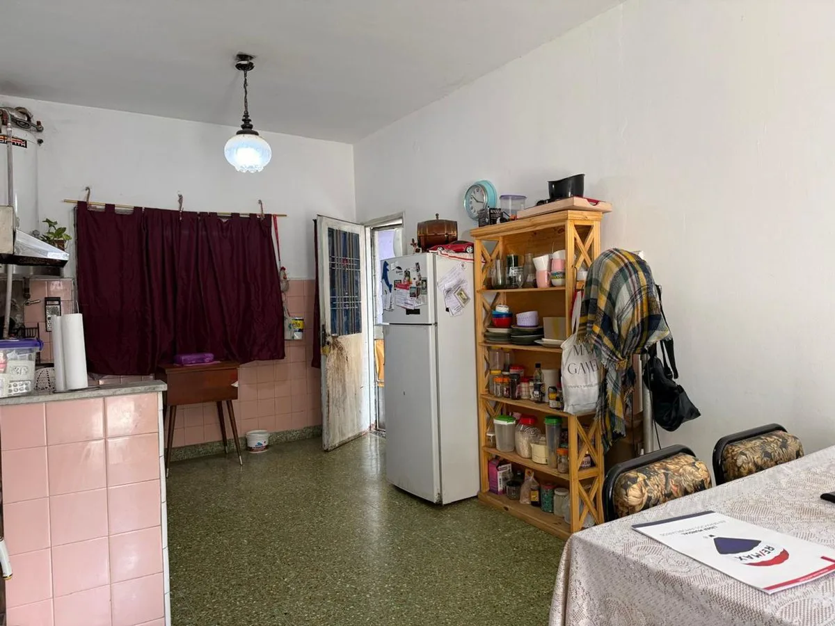 VENTA MORÓN 6 AMB CASA MULTIFAMILIAR  COCHERA foto 5