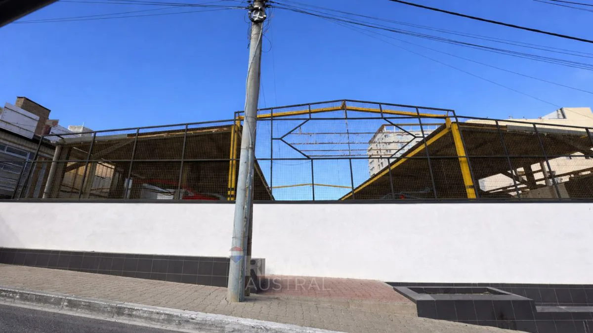 TERRENO CON SALIDA A DOS CALLES CENTRO COMODORO foto 2