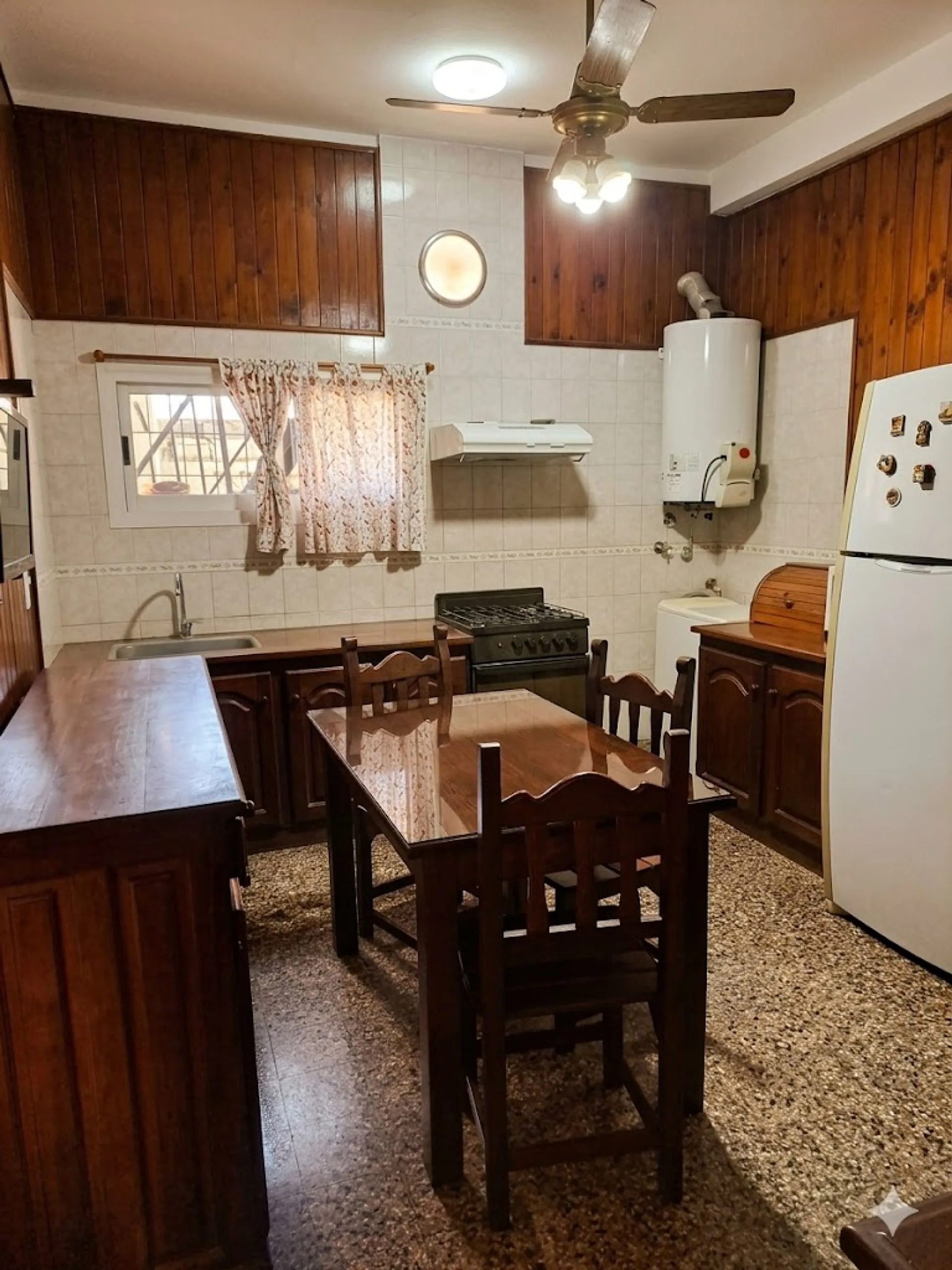 VENTA CASA + DEPTO SAN NICOLAS DE LOS ARROYOS foto 2