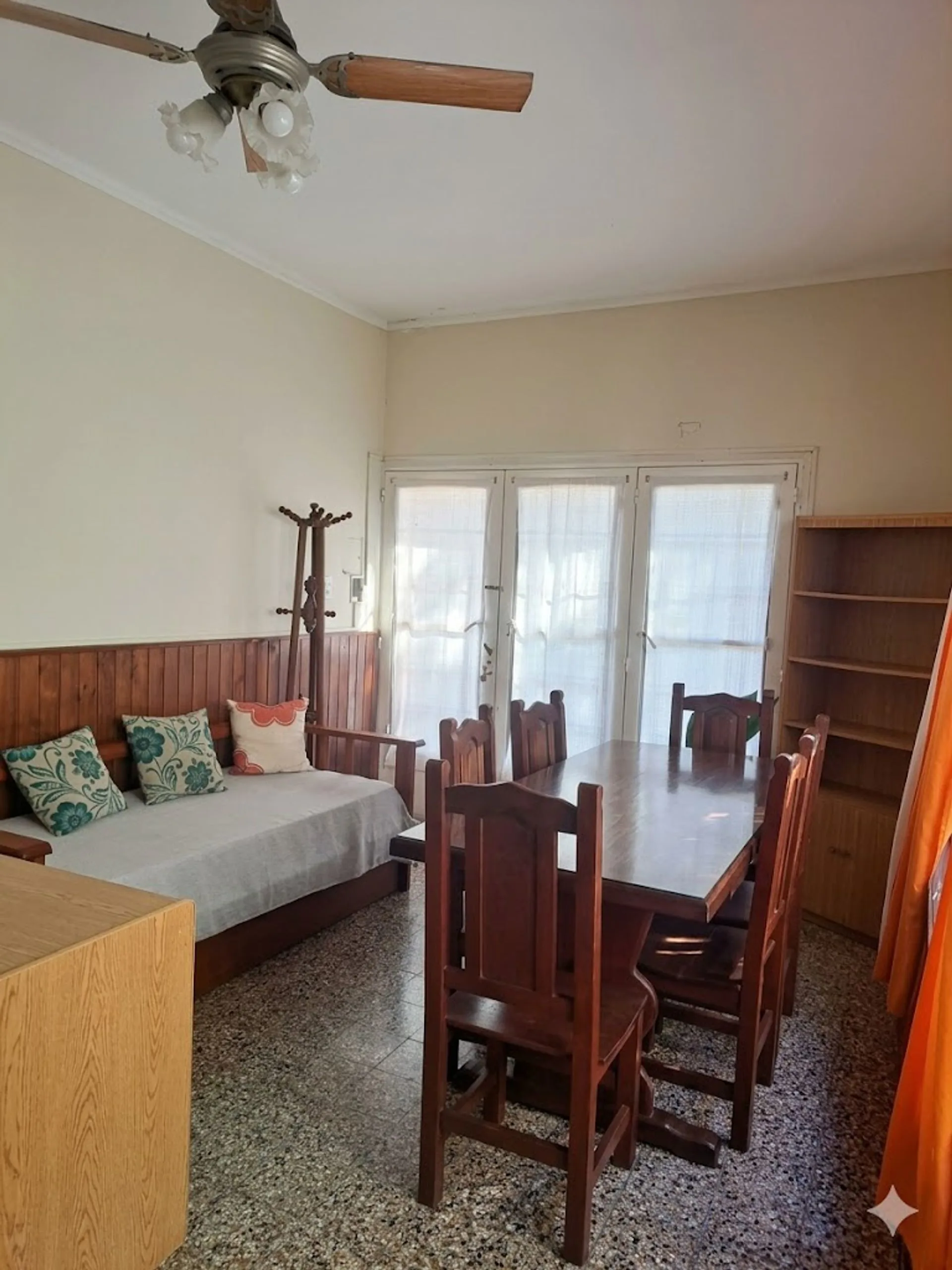 VENTA CASA + DEPTO SAN NICOLAS DE LOS ARROYOS foto 4