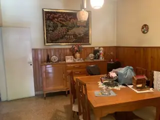 Casa 3 amb.a reciclar con cochera y fondo en Bernal oeste foto 2