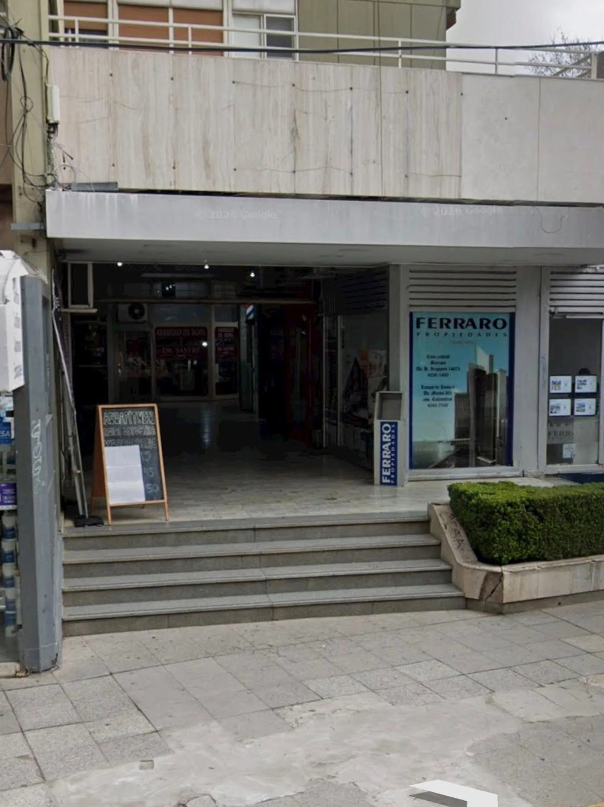 Local Comercial Galeria Vision Lomas de Zamora foto 4