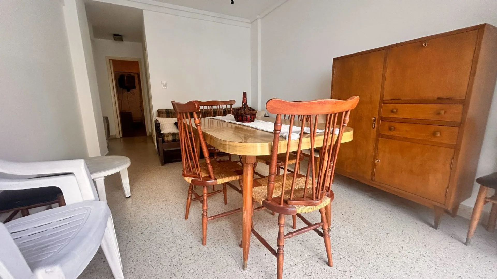 VENTA DEPARTAMENTO 2 AMB FRENTE ZONA PLAZA COLON foto 2