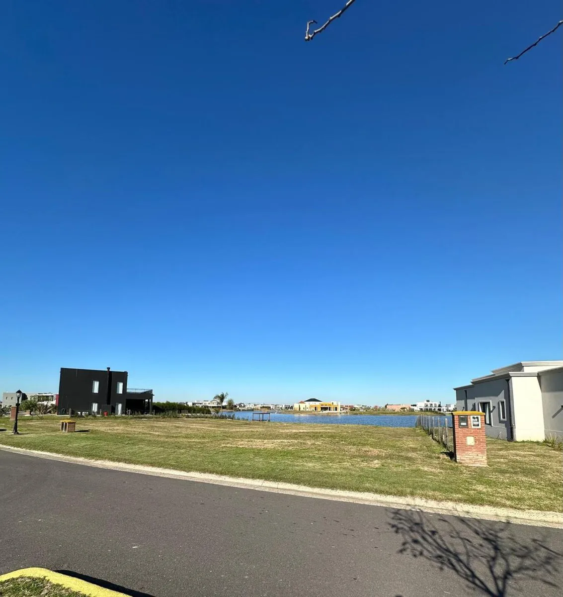 LOTE A LA LAGUNA BARRIO SAN SEBASTIAN AREA 8 950M2 foto 5
