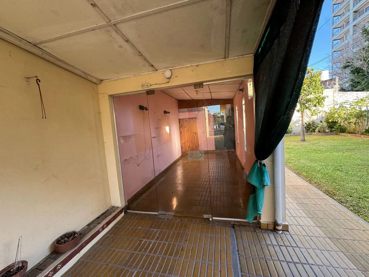 ALQUILER COMERCIAL CASA CENTRO DE PILAR foto 4