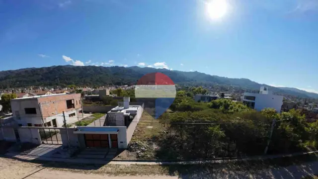 VENTA TERRENO 600 m2 – B° LOS PERALES