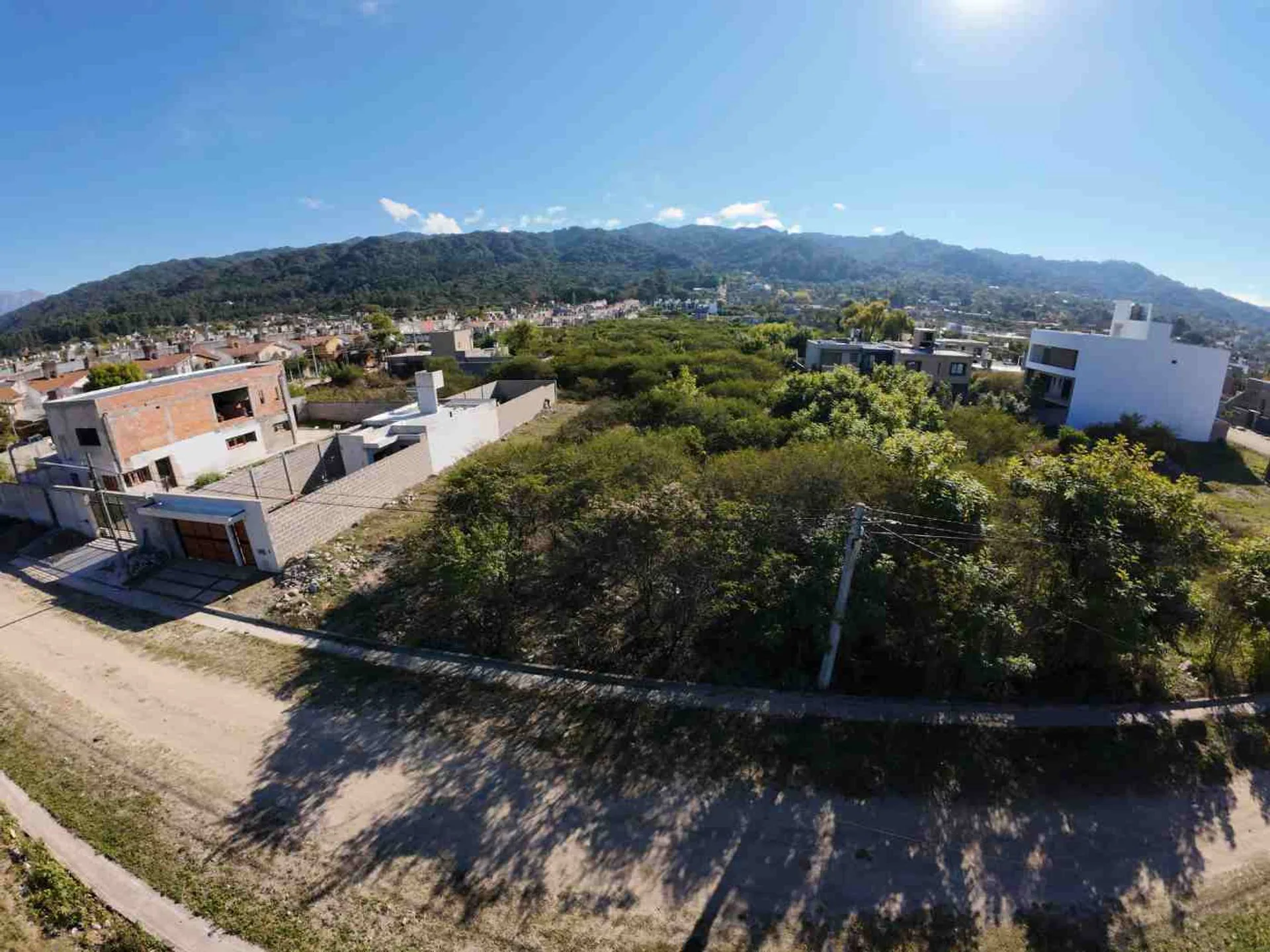 VENTA TERRENO 600 m2 – B° LOS PERALES foto 3