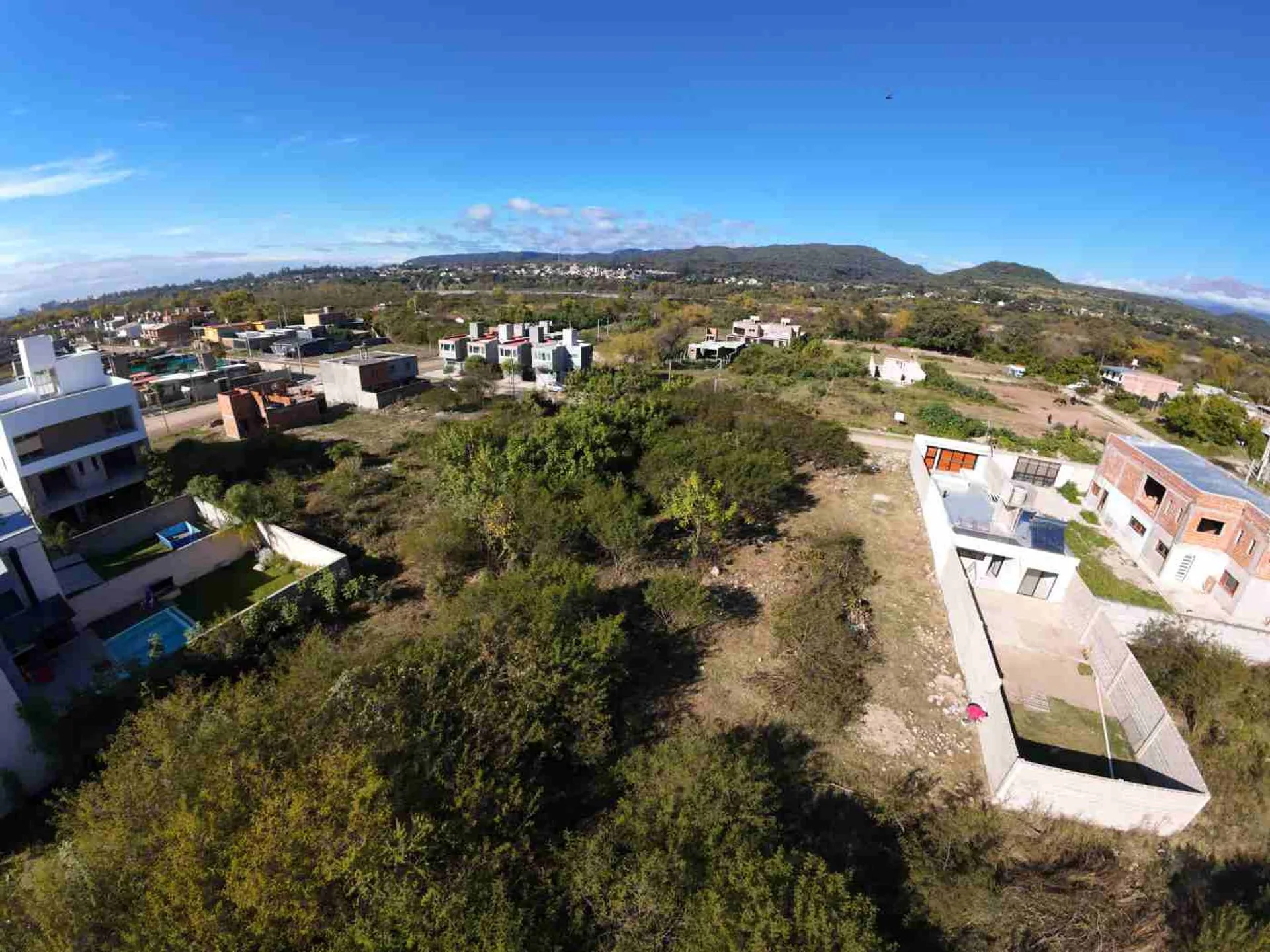 VENTA TERRENO 600 m2 – B° LOS PERALES foto 5
