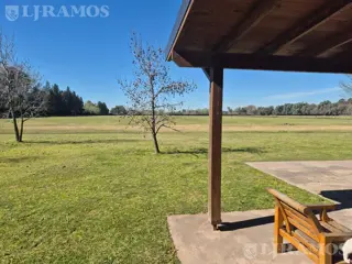 VENTA. EXCLUSIVO CLUB DE POLO. EXCELENTE ACCESO.  A 900 metros de la Ruta 28 (Km 5). foto 4
