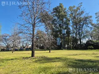 VENTA. EXCLUSIVO CLUB DE POLO. EXCELENTE ACCESO.  A 900 metros de la Ruta 28 (Km 5). foto 5